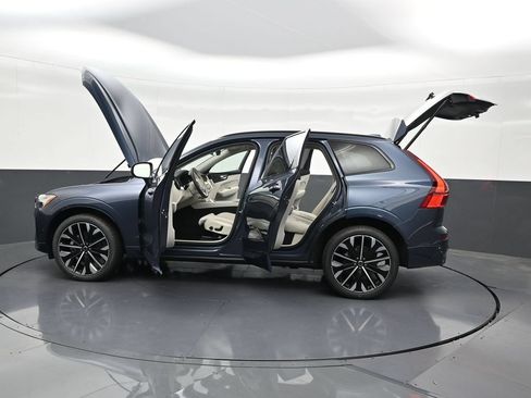 Used 2026 Volvo XC60 B5 Ultra w/ Protection Package Premier AWD/4WD image 32