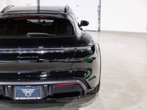 Used 2024 Porsche Taycan 4S image 13