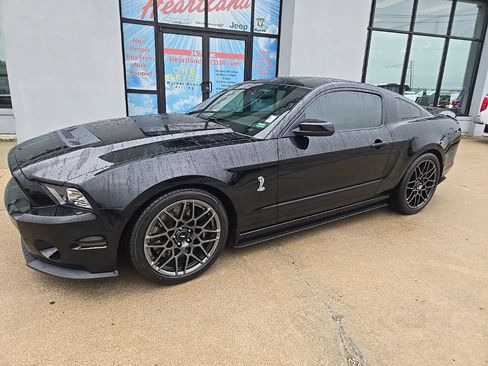 Used 2013 Ford Mustang Shelby GT500 RWD image 4
