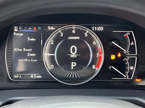 New 2025 Lexus ES 350 Ultra Luxury image 22