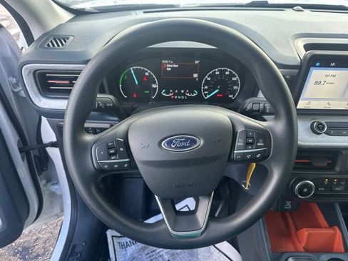 Used 2024 Ford Maverick XLT image 14