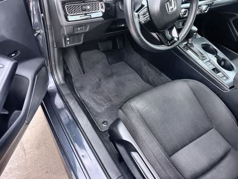 Certified 2022 Honda Civic EX image 3