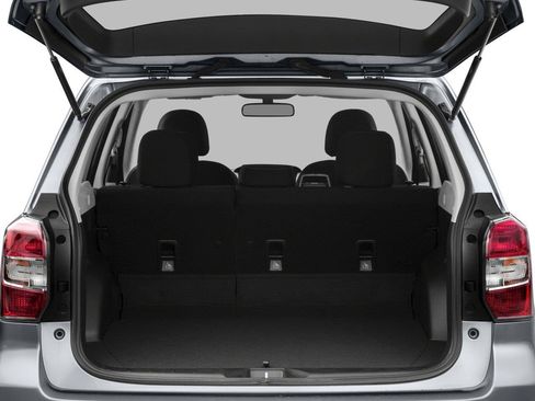 Used 2016 Subaru Forester 2.5i Premium w/ Popular Package #2 AWD/4WD image 6
