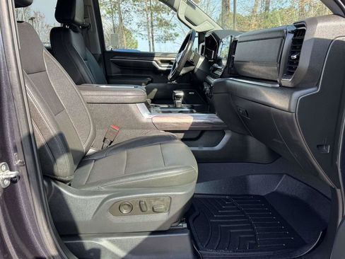 Used 2022 Chevrolet Silverado 1500 LTZ image 14