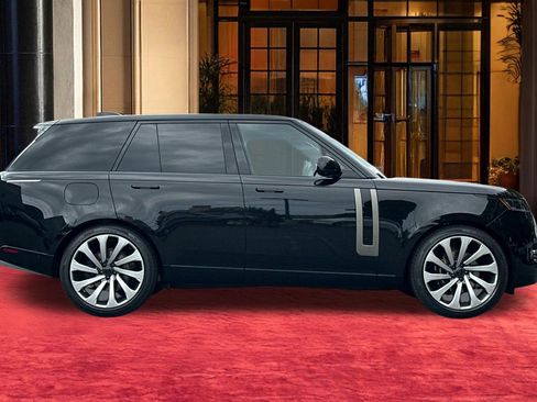 New 2026 Land Rover Range Rover SE AWD/4WD image 7