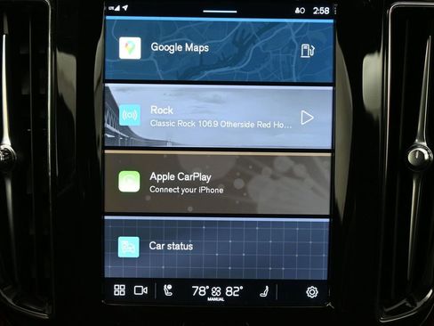 Used 2024 Volvo XC60 B5 Plus w/ Protection Package Premier image 10