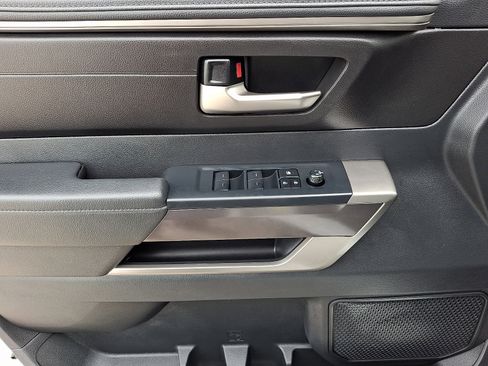 Certified 2025 Toyota Tundra SR5 AWD/4WD image 12