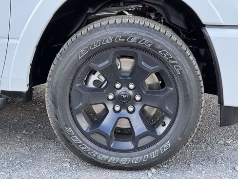 New 2026 RAM 1500 Big Horn w/ Night Edition AWD/4WD image 28