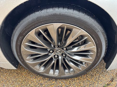 Used 2020 Lexus LS 500 500 Inspiration Series image 9