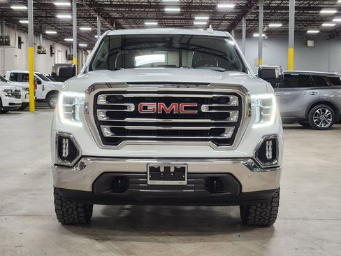 Used 2021 GMC Sierra 1500 SLT image 2