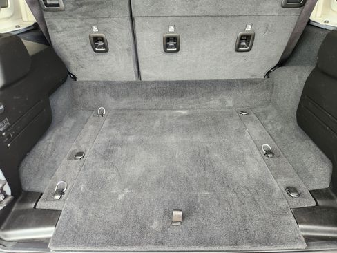 Used 2024 Jeep Wrangler Unlimited Sahara AWD/4WD image 35