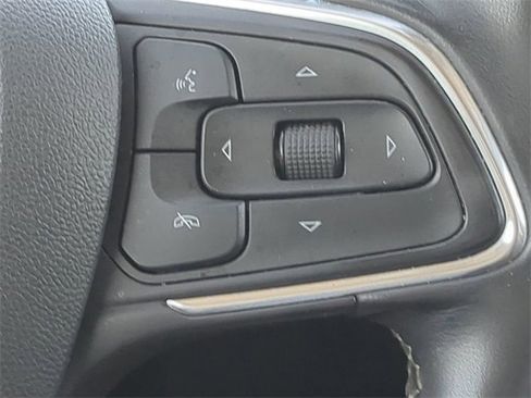 Used 2020 Buick Encore GX Select image 25