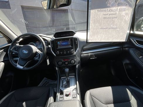 Used 2019 Subaru Forester Premium w/ All-Weather Package image 17