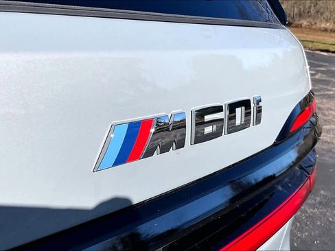 Used 2025 BMW X7 M60i image 34