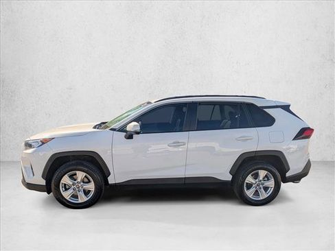 Used 2021 Toyota RAV4 XLE image 8