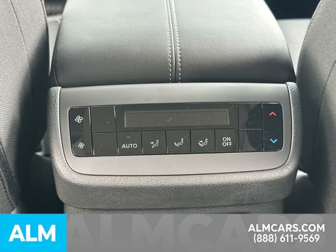 Certified 2025 Nissan Pathfinder SV w/ SV Premium Package image 30