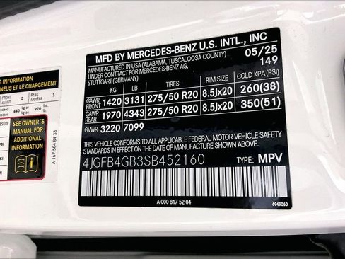 Certified 2025 Mercedes-Benz GLE 450e 4MATIC image 25