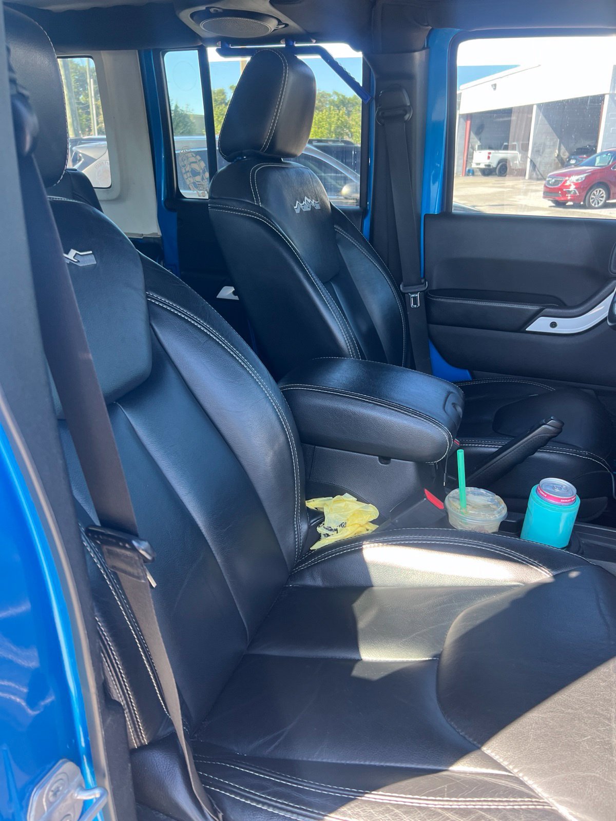 Used 2014 Jeep Wrangler Unlimited Sahara AWD/4WD image 19
