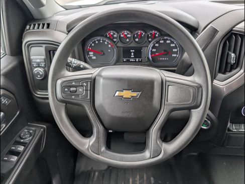 Used 2023 Chevrolet Silverado 1500 Custom image 13