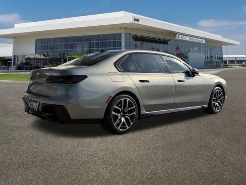 Certified 2023 BMW 740i w/ Executive Package image 11