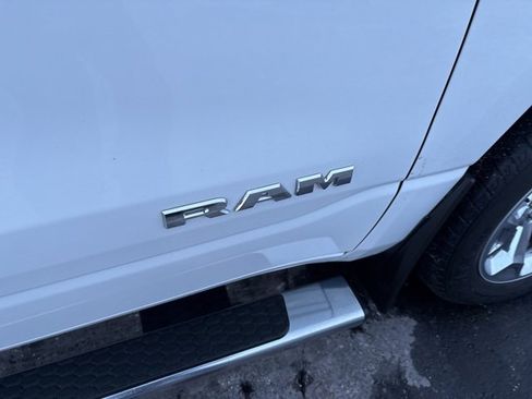 Used 2019 RAM 1500 Big Horn image 5