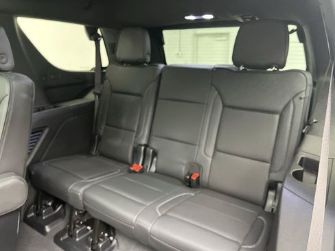 Certified 2025 GMC Yukon Denali w/ Sun & Power Step Package AWD/4WD image 16