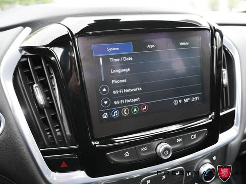 Used 2023 Chevrolet Traverse High Country AWD/4WD image 40