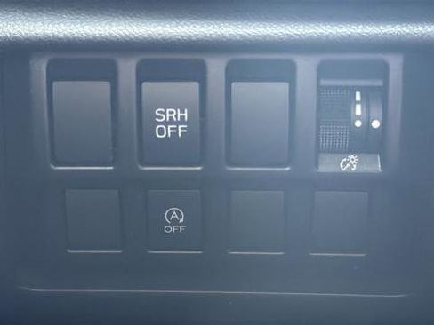 Used 2022 Subaru Forester Premium AWD/4WD image 13