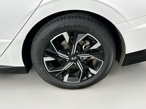Used 2024 Hyundai Sonata SEL FWD image 11