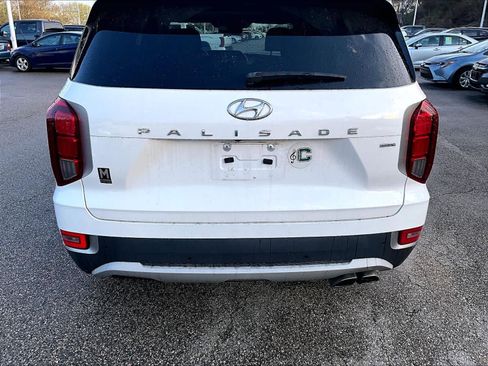 Used 2022 Hyundai Palisade SEL w/ Convenience Package image 7