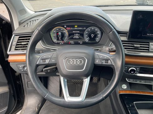 Used 2021 Audi Q5 e Premium Plus w/ Premium Plus Package AWD/4WD image 12