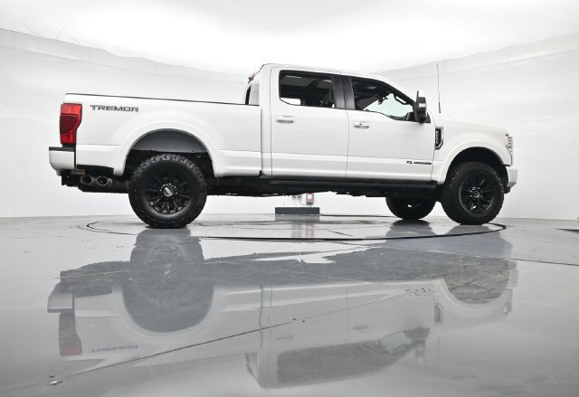 Certified 2022 Ford F250 Lariat w/ Tremor Off-Road Package AWD/4WD image 46