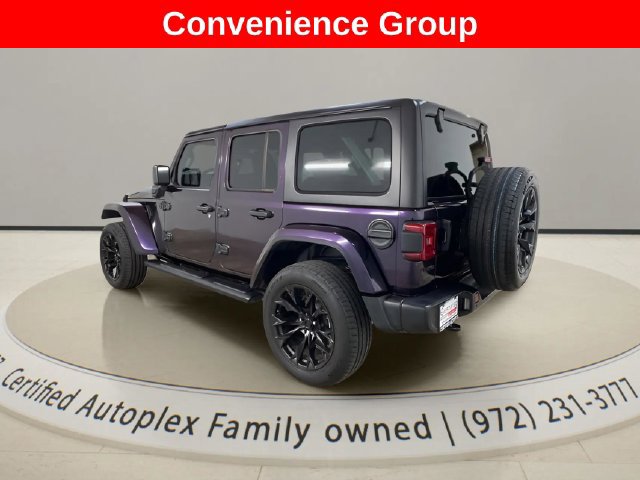Used 2024 Jeep Wrangler Unlimited w/ Convenience Group AWD/4WD image 3