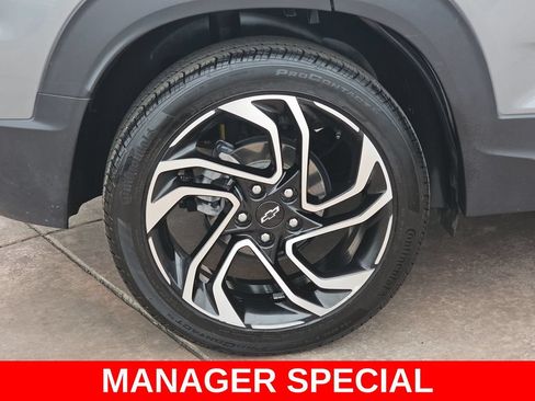 Used 2024 Chevrolet TrailBlazer RS w/ Convenience Package AWD/4WD image 38