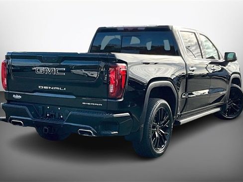 Used 2025 GMC Sierra 1500 Denali w/ Technology Package image 2