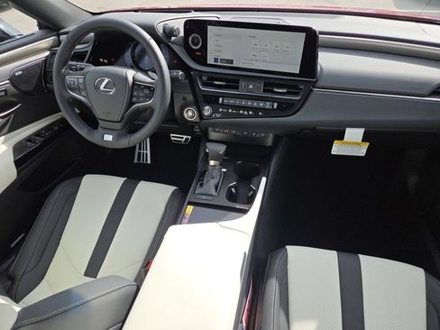 New 2025 Lexus ES 350 F Sport image 36