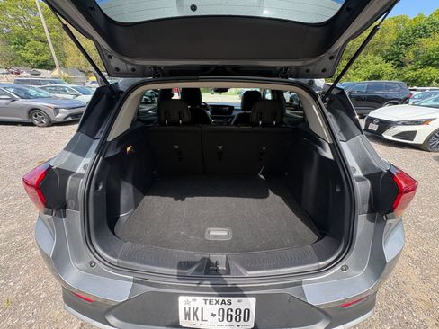 Used 2025 Buick Encore GX Preferred FWD image 29