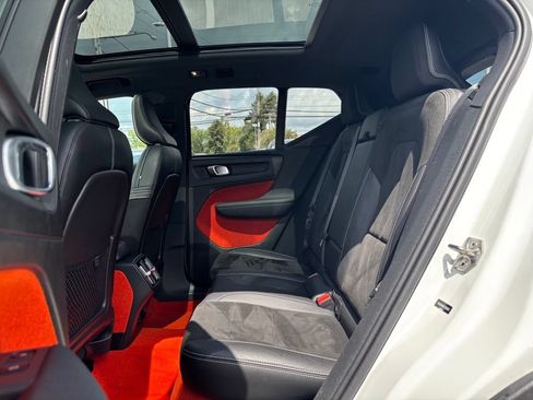 Used 2019 Volvo XC40 T5 R-Design AWD/4WD image 20