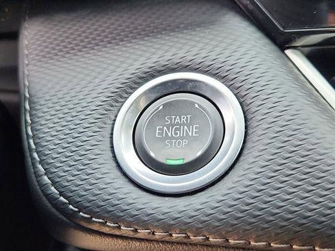 Used 2025 Chevrolet Equinox LT AWD/4WD image 20