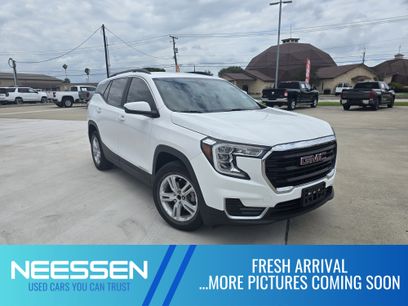 Used 2022 GMC Terrain SLE w/ Driver Convenience Package