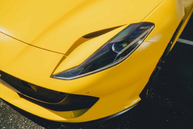 Used 2023 Ferrari 812 GTS RWD image 41
