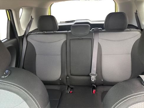 Used 2018 Kia Soul + FWD image 14