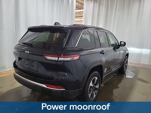 Used 2023 Jeep Grand Cherokee 4WD 4xe image 6