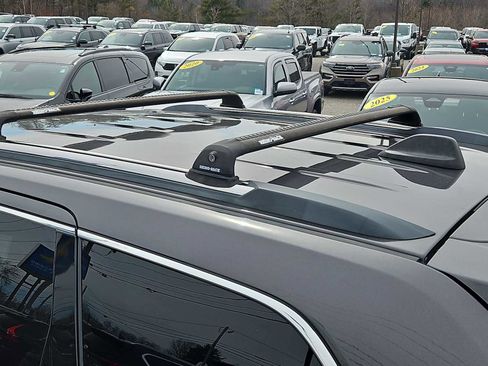 Used 2020 Jeep Grand Cherokee Laredo image 19