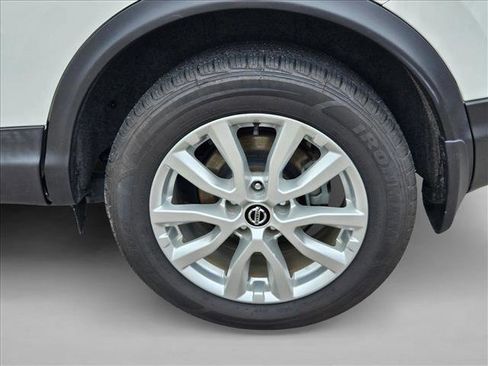 Used 2020 Nissan Rogue Sport S w/ Appearance Package FWD image 20