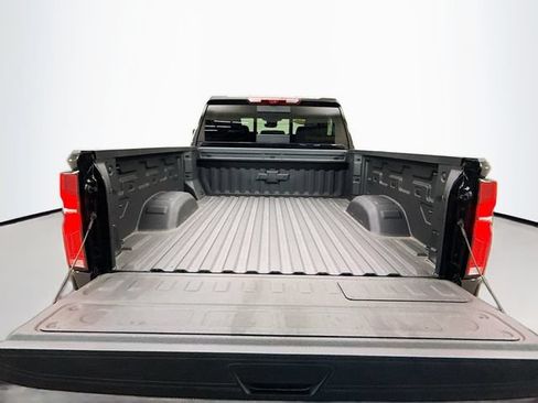Used 2025 Chevrolet Silverado 3500 LTZ w/ LTZ Premium Package AWD/4WD image 30