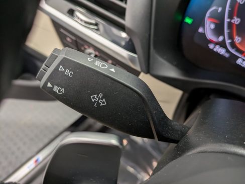 Used 2021 BMW X4 xDrive30i w/ Executive Package image 17