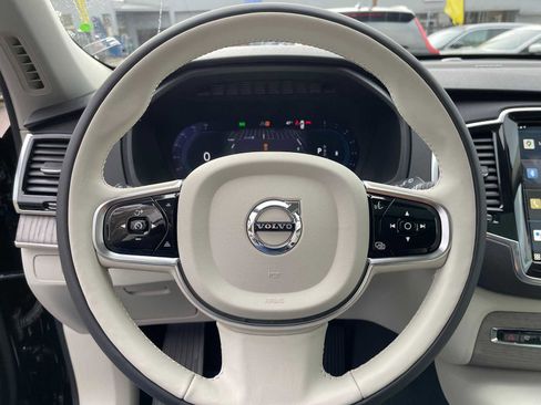 Used 2023 Volvo XC90 B6 Plus w/ Protection Package Premier image 25