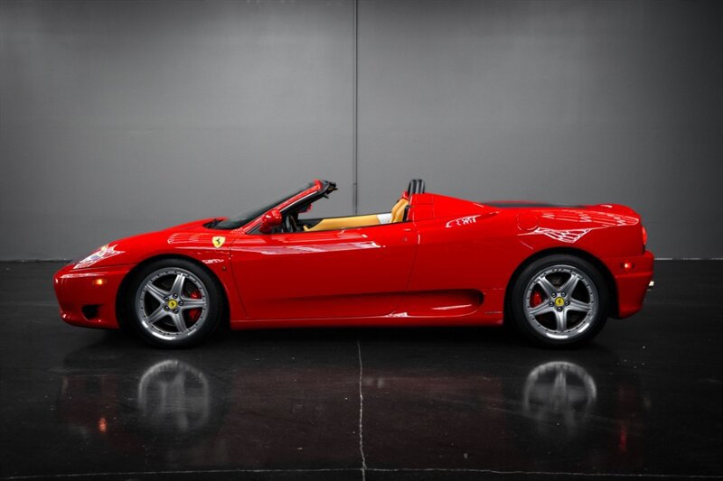 Used 2005 Ferrari 360 Spider RWD image 4