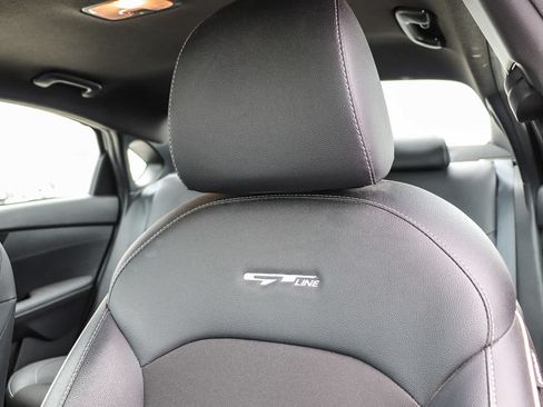 Used 2023 Kia Forte GT-Line w/ GT-Line Technology Package FWD image 17